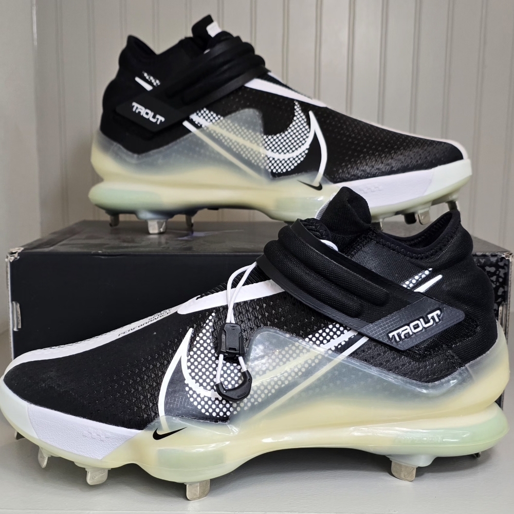 - Nike Force Zoom Trout 7 Baseball Cleats Black/White Men’s Size 9.5 CI31…